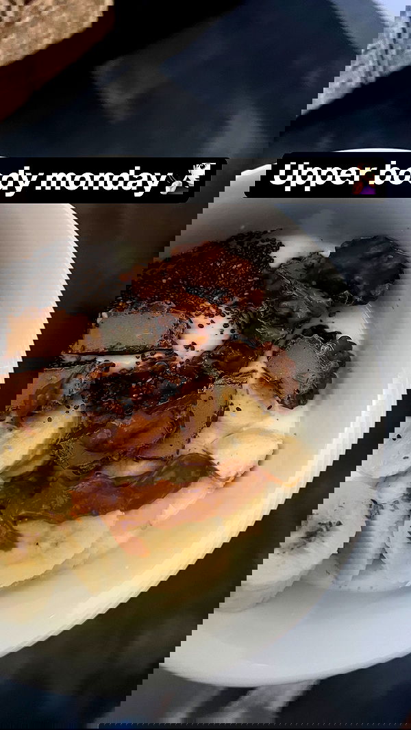 cata.leyah image ~ Altpins