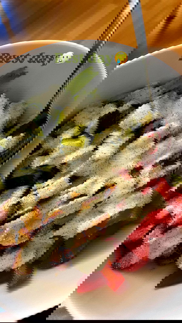 cata.leyah image ~ Altpins