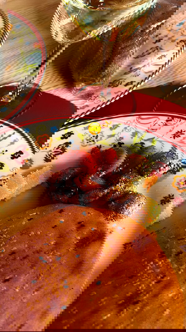 cata.leyah image ~ Altpins