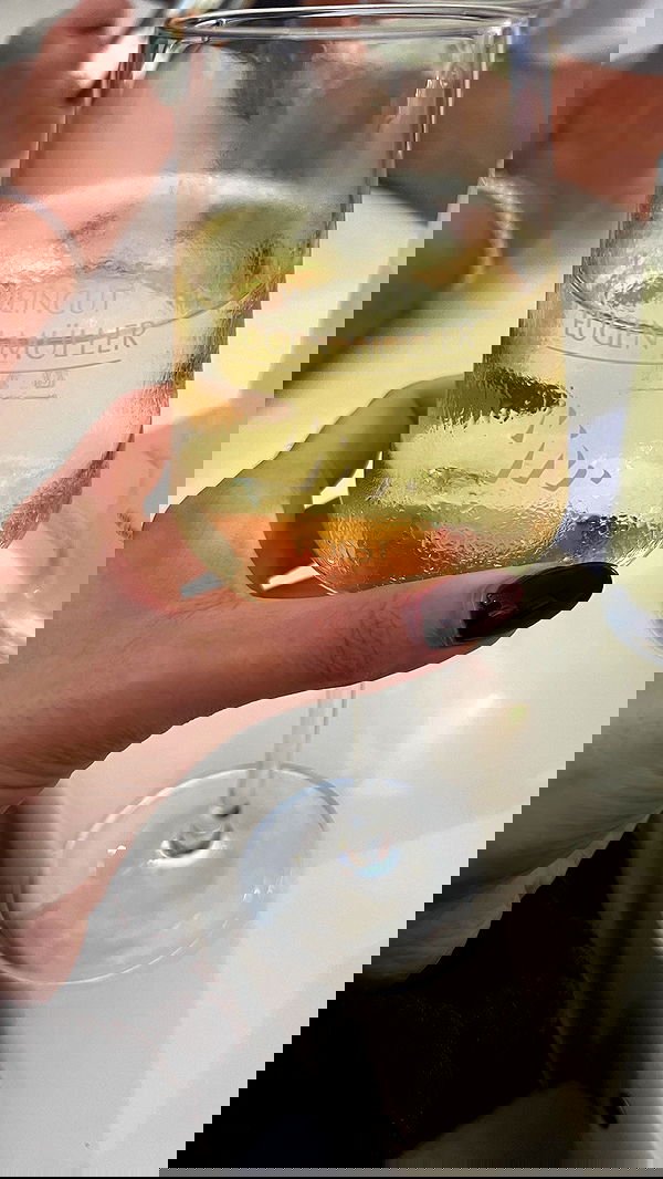 cata.leyah image ~ Altpins