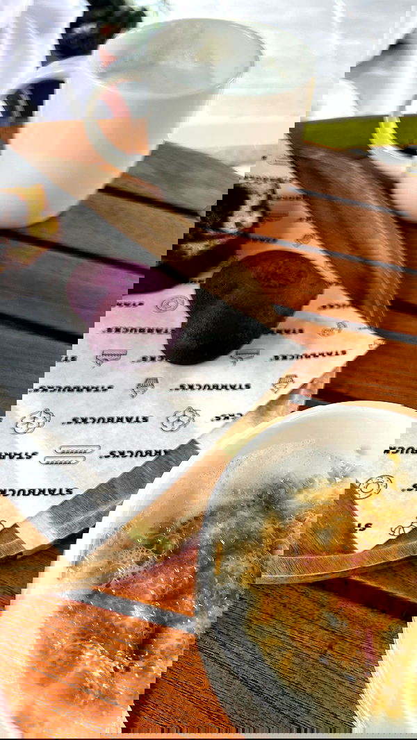 cata.leyah image ~ Altpins