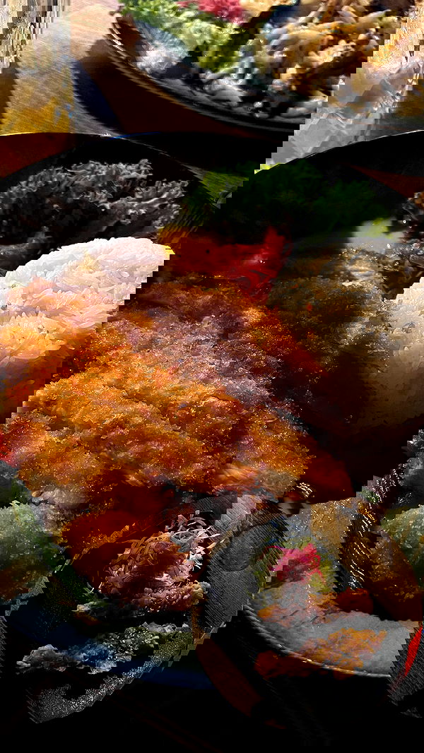 cata.leyah image ~ Altpins