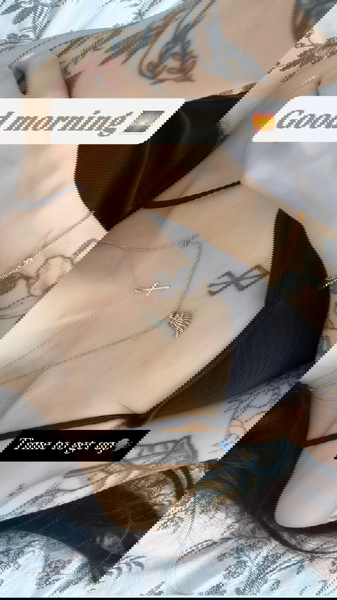 cata.leyah instagram image archive image