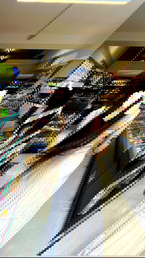 cata.leyah image ~ Altpins