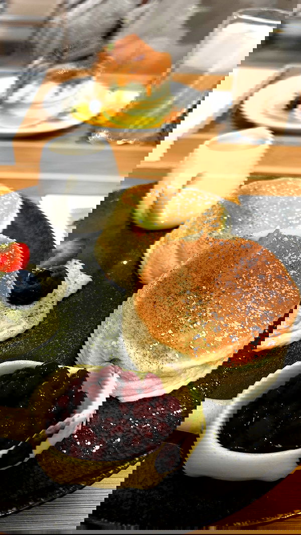 cata.leyah image ~ Altpins