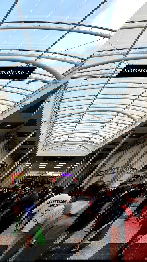 cata.leyah image ~ Altpins