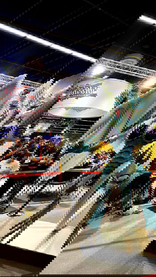 cata.leyah image ~ Altpins