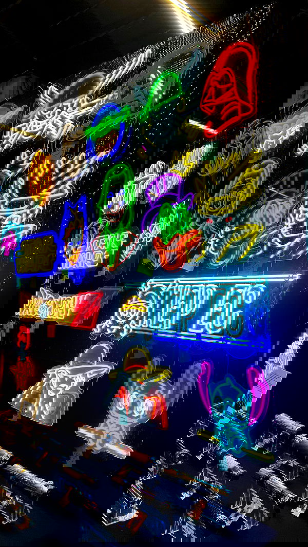 cata.leyah image ~ Altpins