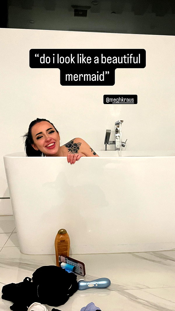 charleygrayyy instagram image archive image