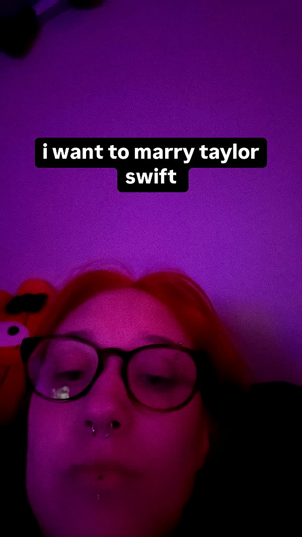 charleygrayyy instagram image archive image