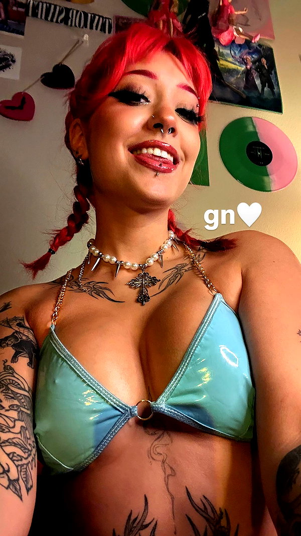 charleygrayyy instagram image archive image