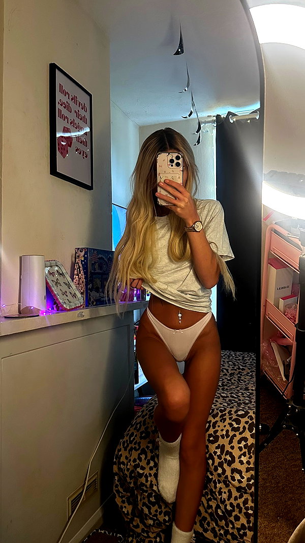 chloelilsxx chloelilsxx archive image