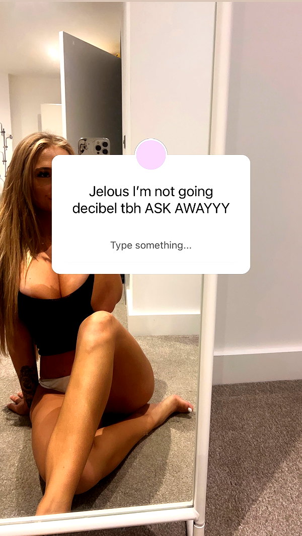chloetamiii instagram image archive image