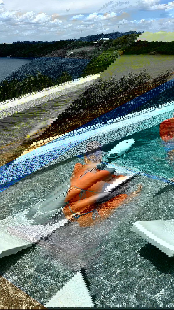 corinnakopf image ~ Altpins