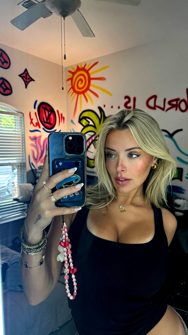 corinnakopf instagram image archive image