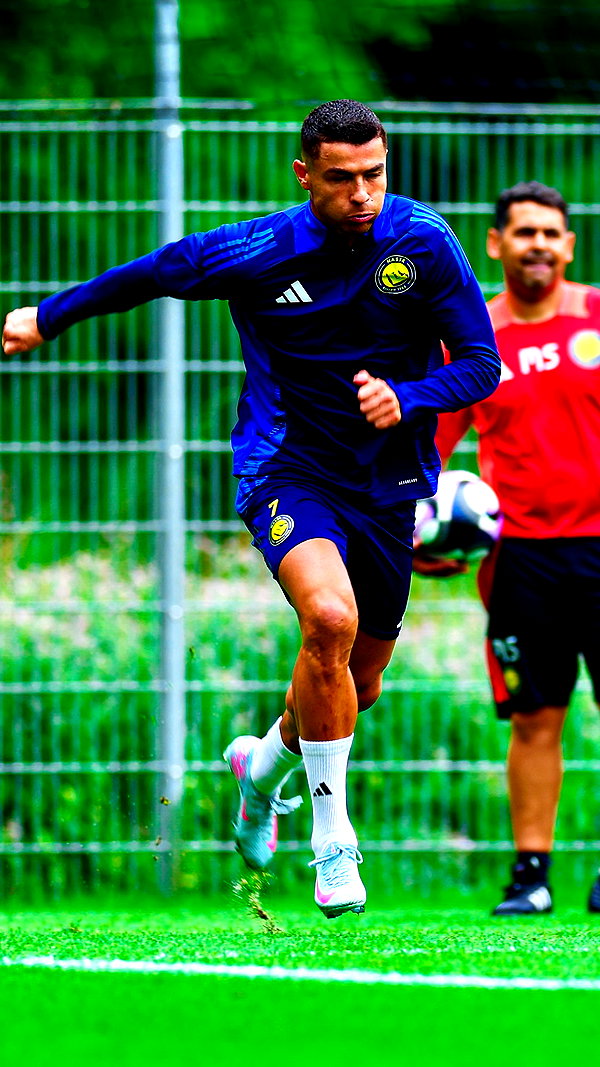 cristiano cristiano archive image