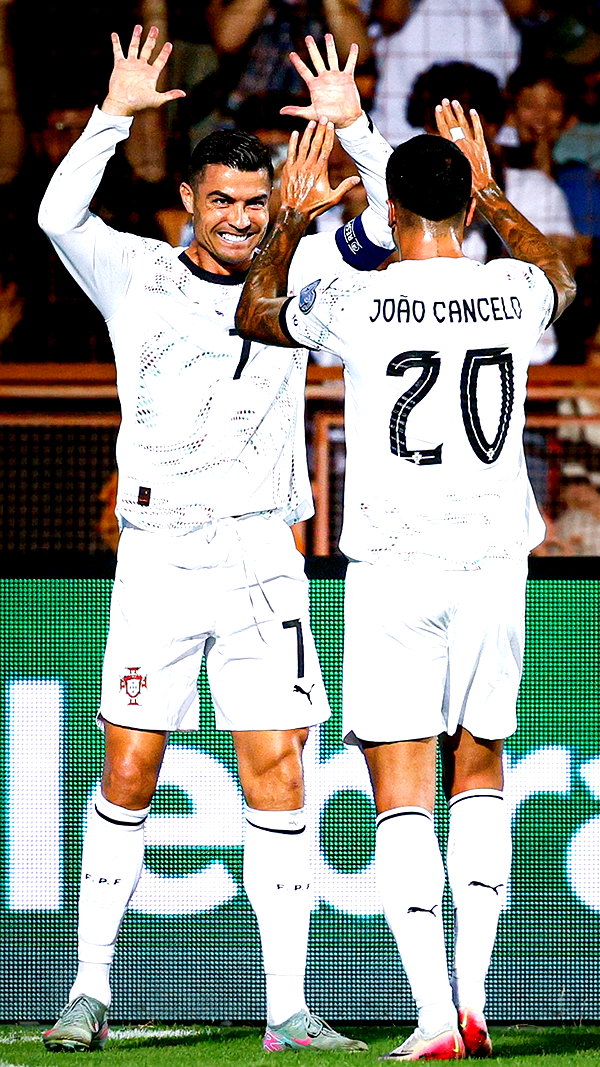 cristiano cristiano archive image