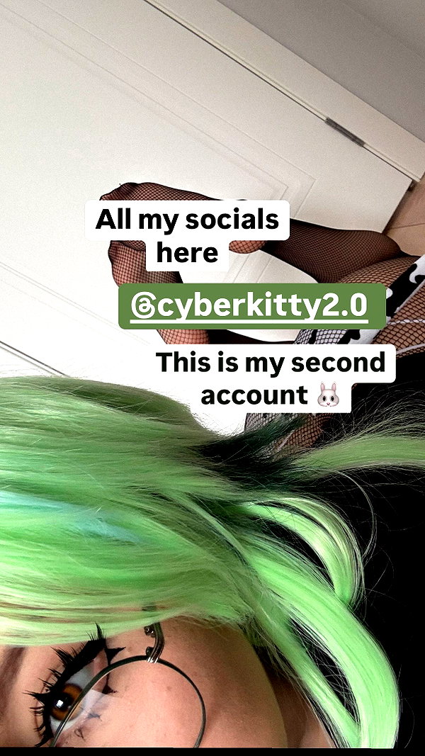 cyberkitty_____ instagram image archive image