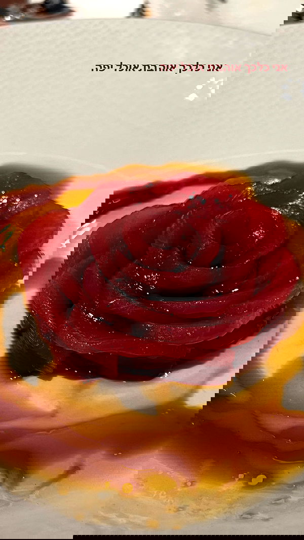 dana_ratushany image ~ Altpins