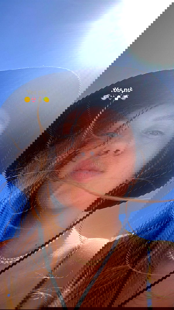 dana_ratushany image ~ Altpins