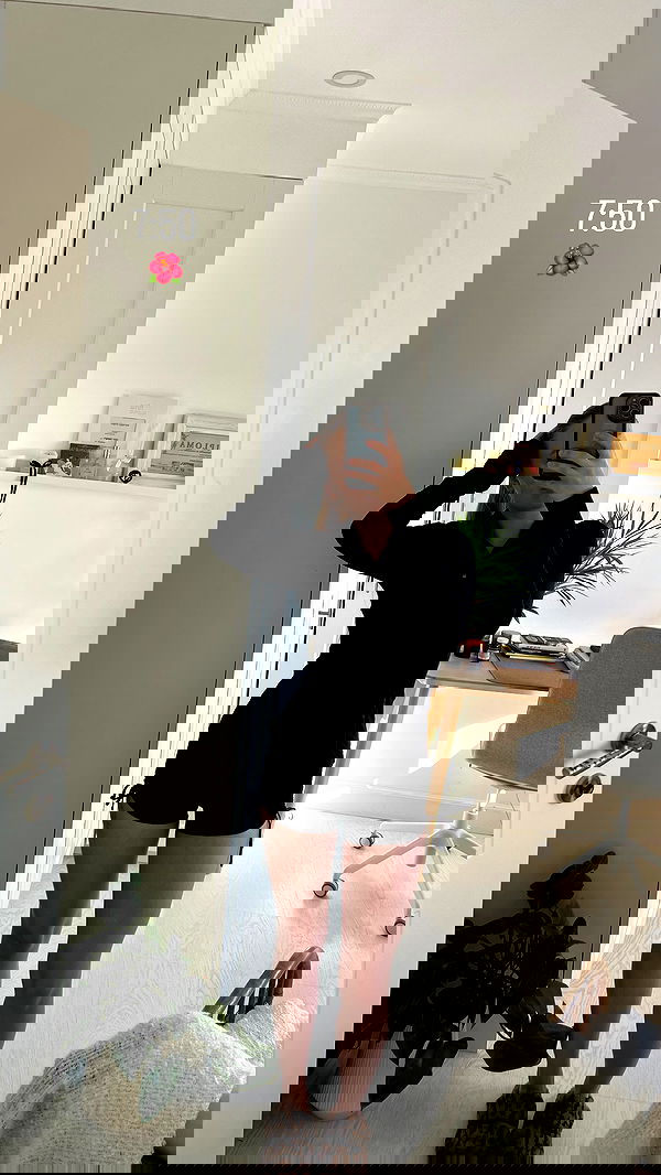 dana_ratushany image ~ Altpins