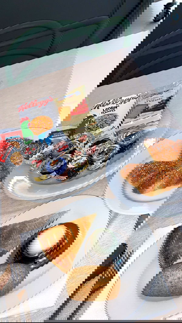 daniel_shallom image ~ Altpins