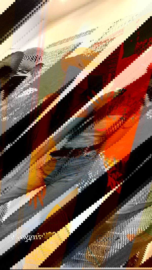 daniel_shallom image ~ Altpins