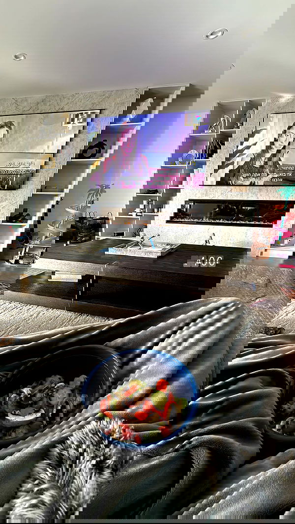 daniel_shallom image ~ Altpins