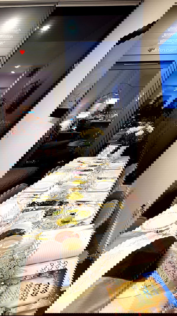 daniel_shallom image ~ Altpins