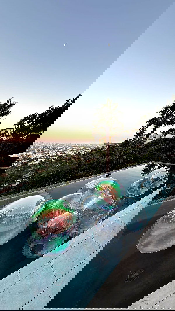 daniel_shallom image ~ Altpins