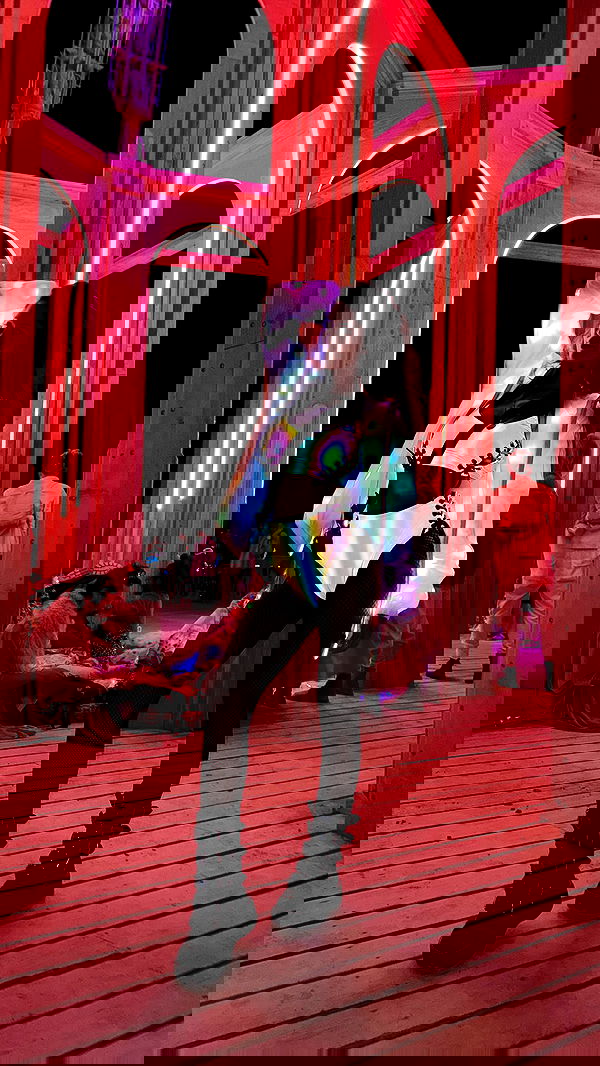 daniel_shallom image ~ Altpins