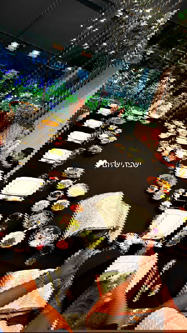 daniel_shallom image ~ Altpins