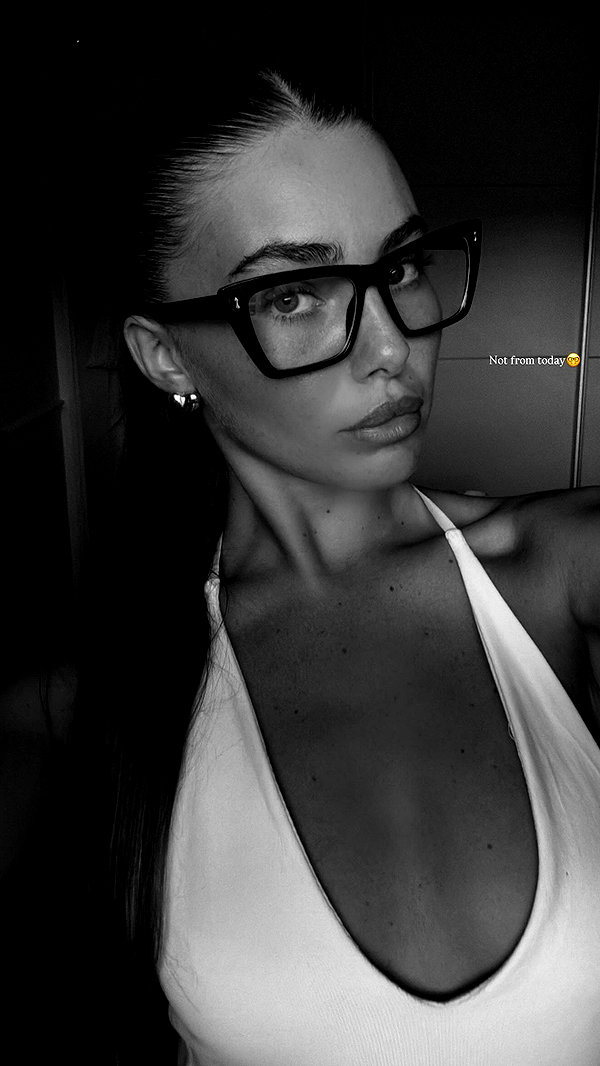 daniella_zeldis daniella_zeldis archive image