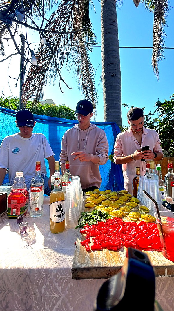 daniellep___ instagram image archive image