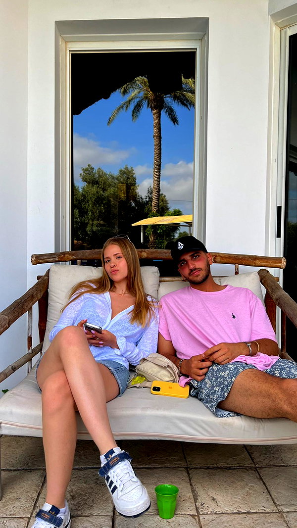 daniellep___ instagram image archive image