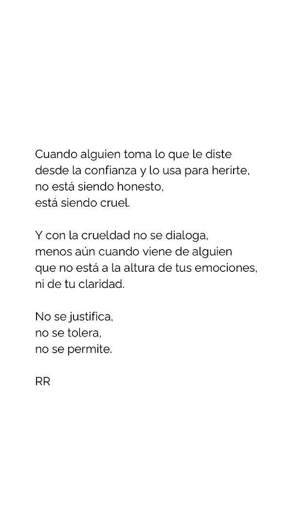 danivasquezz__ instagram image archive image