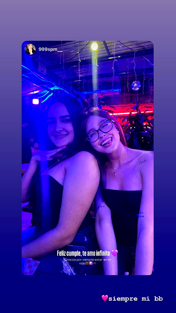 danivasquezz__ danivasquezz__ archive image