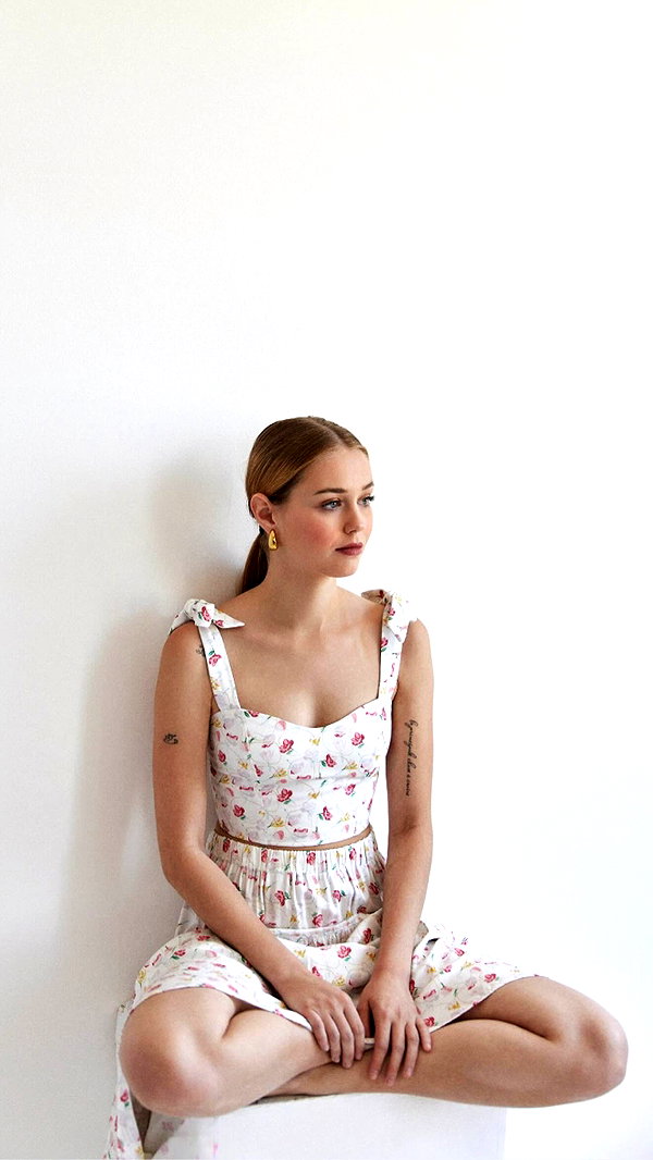 daria.lesin instagram image archive image