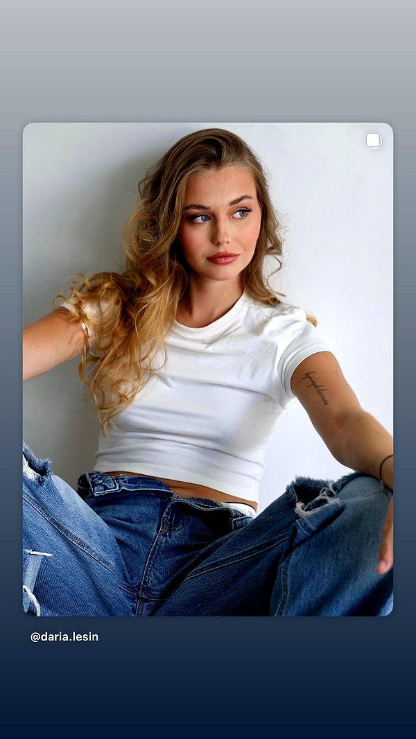 daria.lesin instagram image archive image