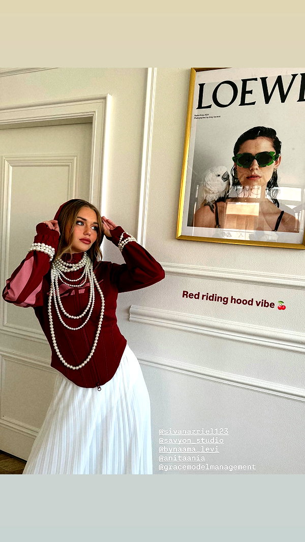 daria.lesin instagram image archive image
