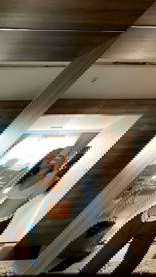 eceebayraktr image ~ Altpins