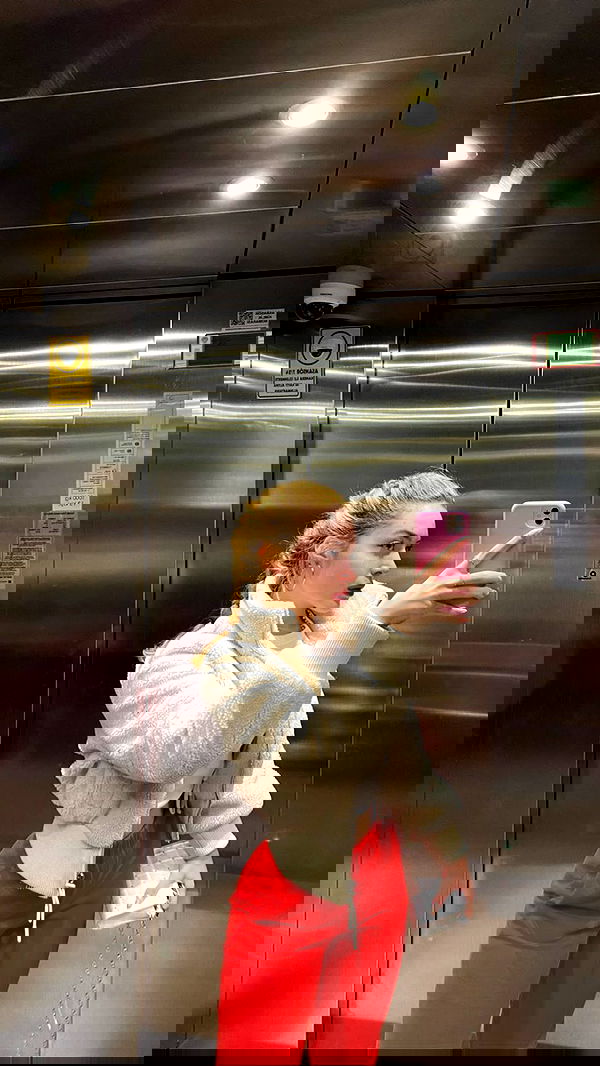 eceebayraktr image ~ Altpins