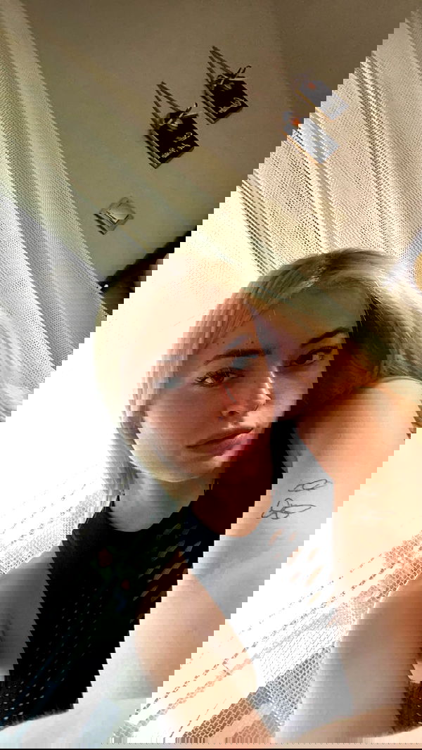 eceebayraktr image ~ Altpins