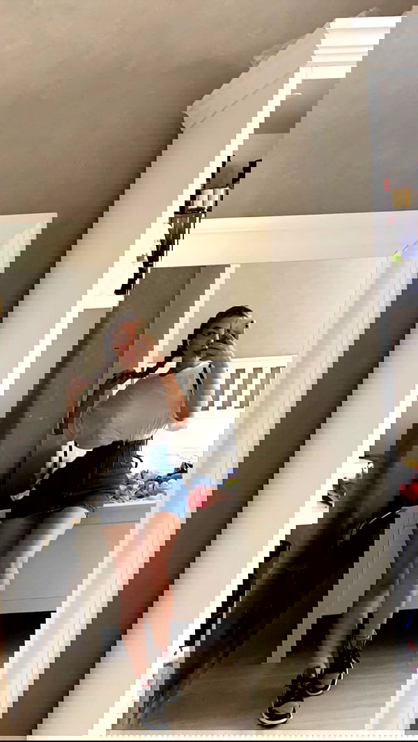 eceebayraktr image ~ Altpins