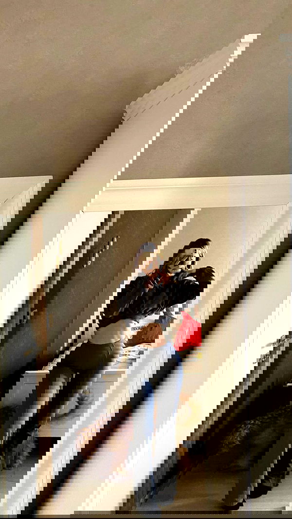 eceebayraktr image ~ Altpins