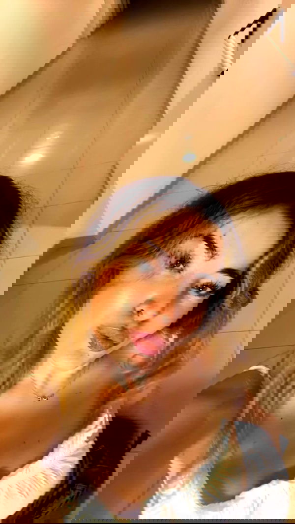 eceebayraktr image ~ Altpins