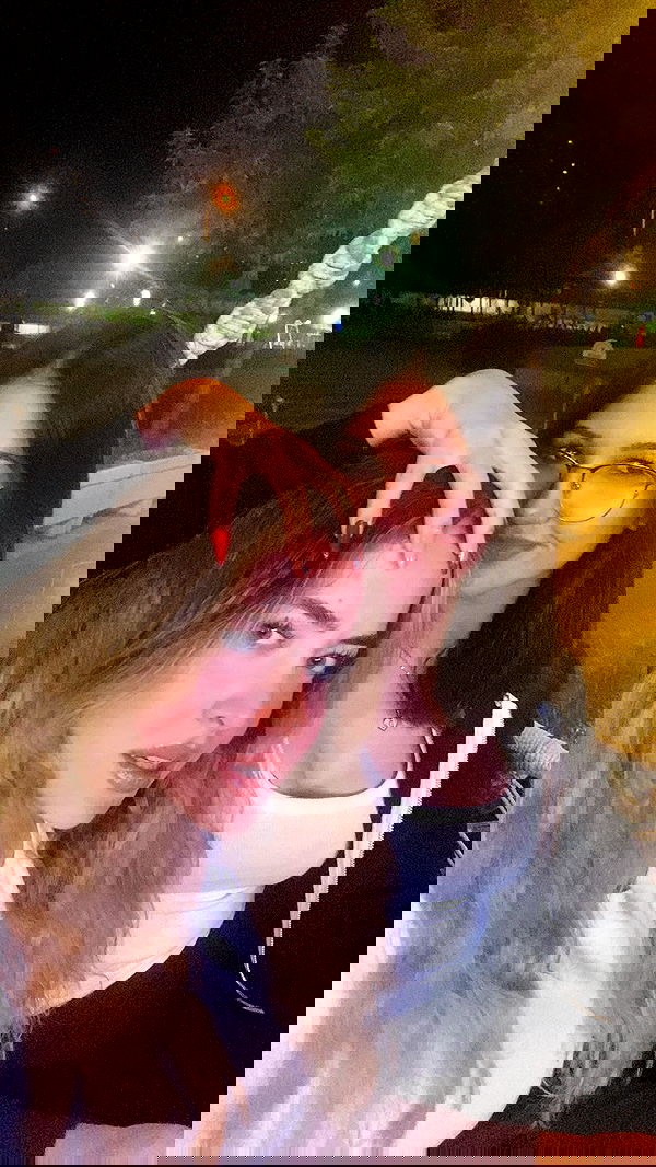 eceebayraktr image ~ Altpins