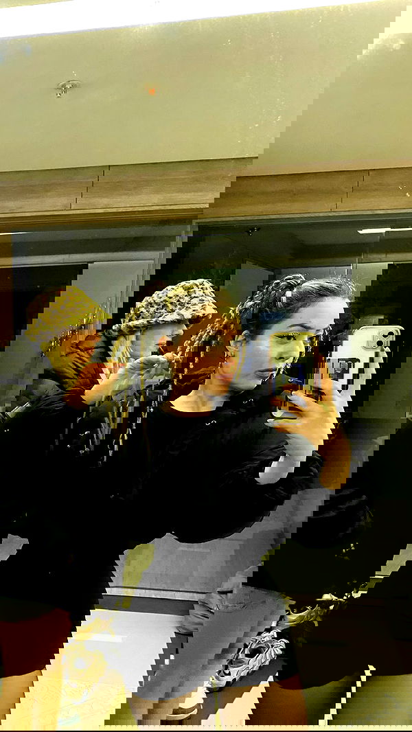 eceebayraktr image ~ Altpins