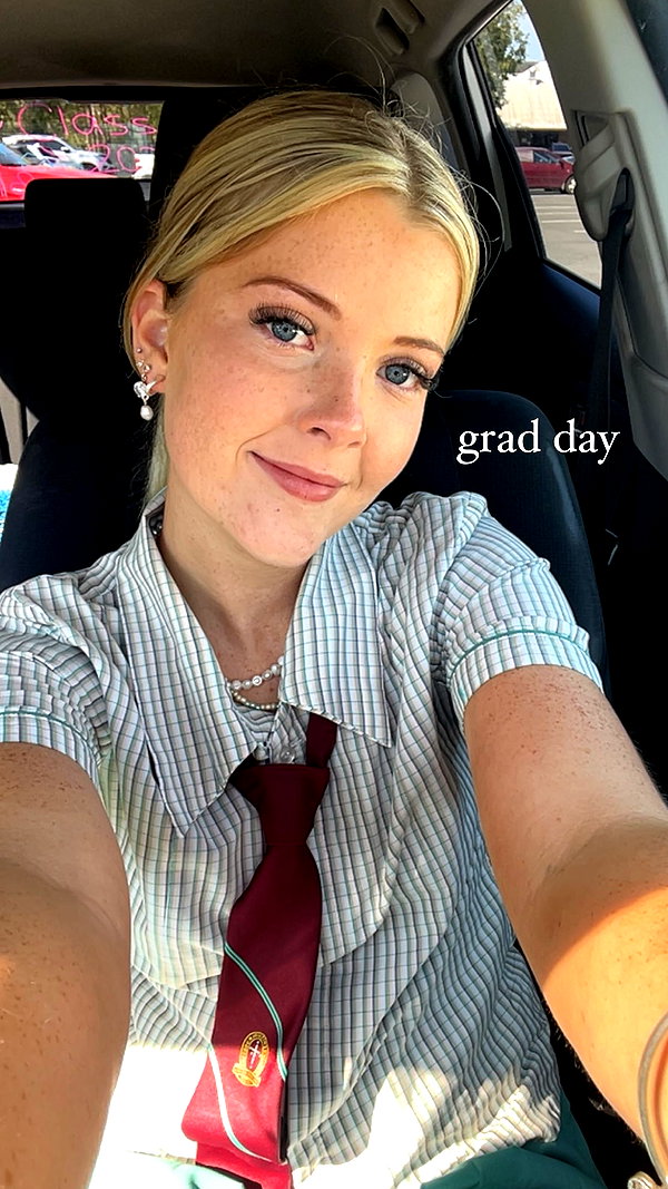 eemilyryan_ instagram image archive image