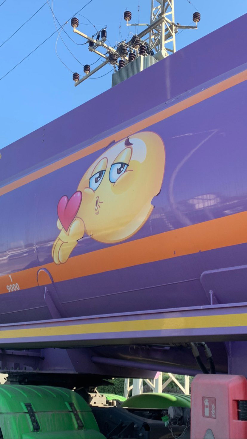 efrat_elmalich instagram image archive image